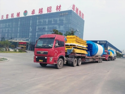 熱烈祝賀內(nèi)蒙古客戶輕質(zhì)墻板生產(chǎn)線成功啟運！